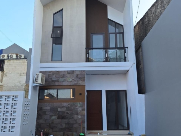 Rumah di Serua Ciputat