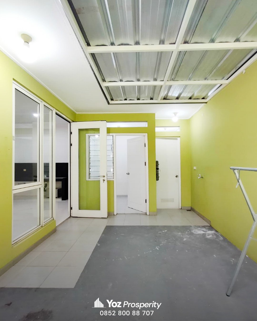 Rumah 5 kamar di Cluster Leora Alam Sutera, South Tangerang - area luar rumah