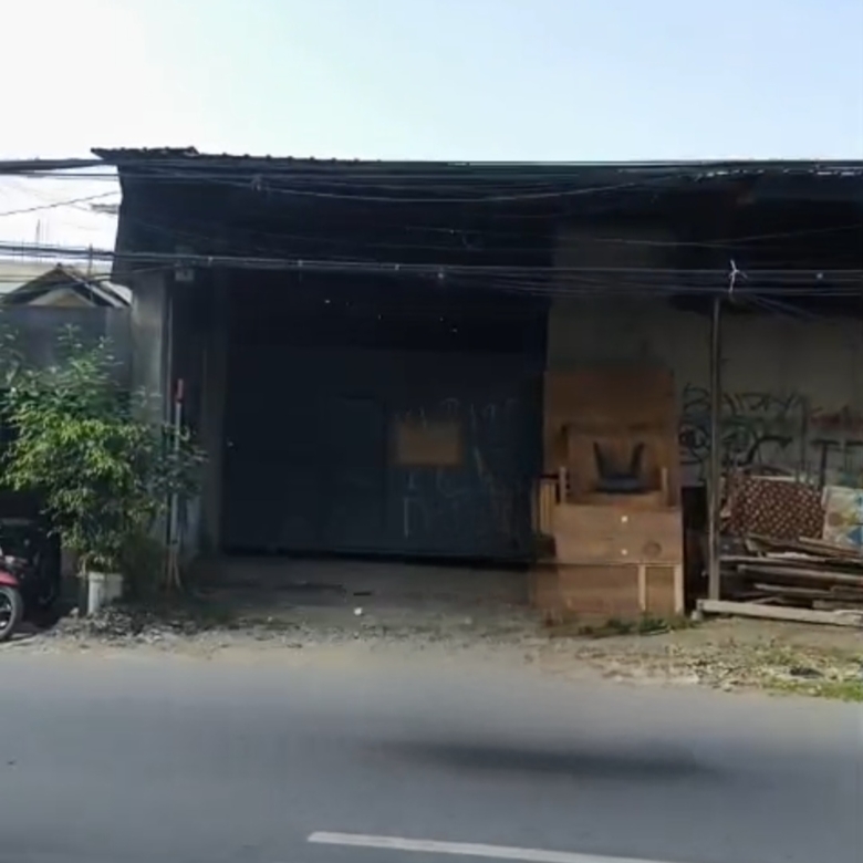 Disewakan gudang di jalan Pangeran Jayakarta dekat Summarecon Bekasi