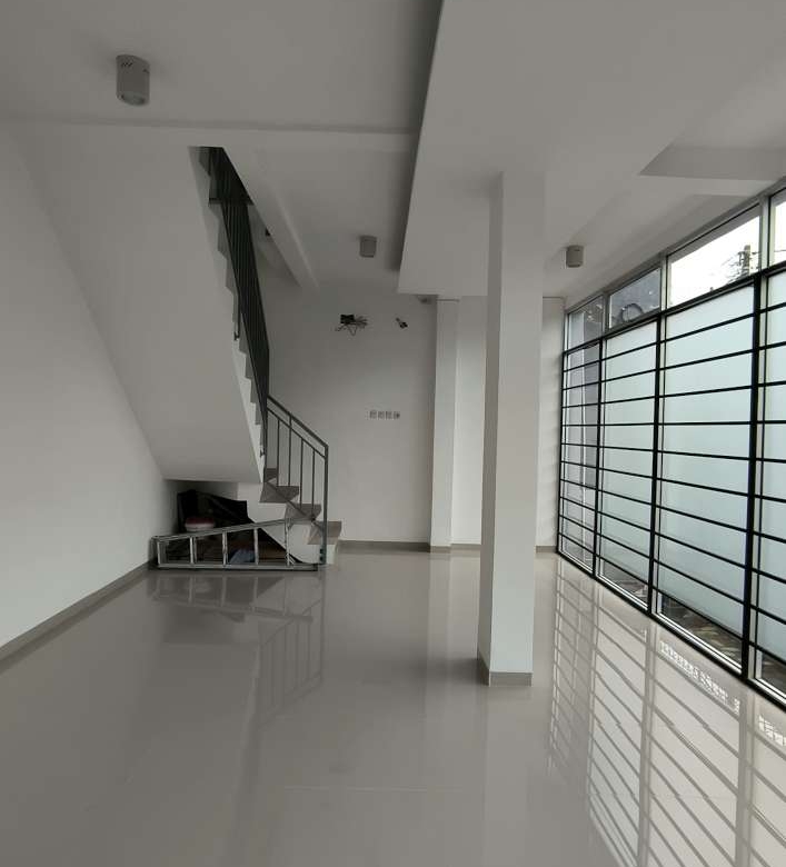 Ruko huk 2 lantai di jalur ramai 24 jam Grand Galaxy City