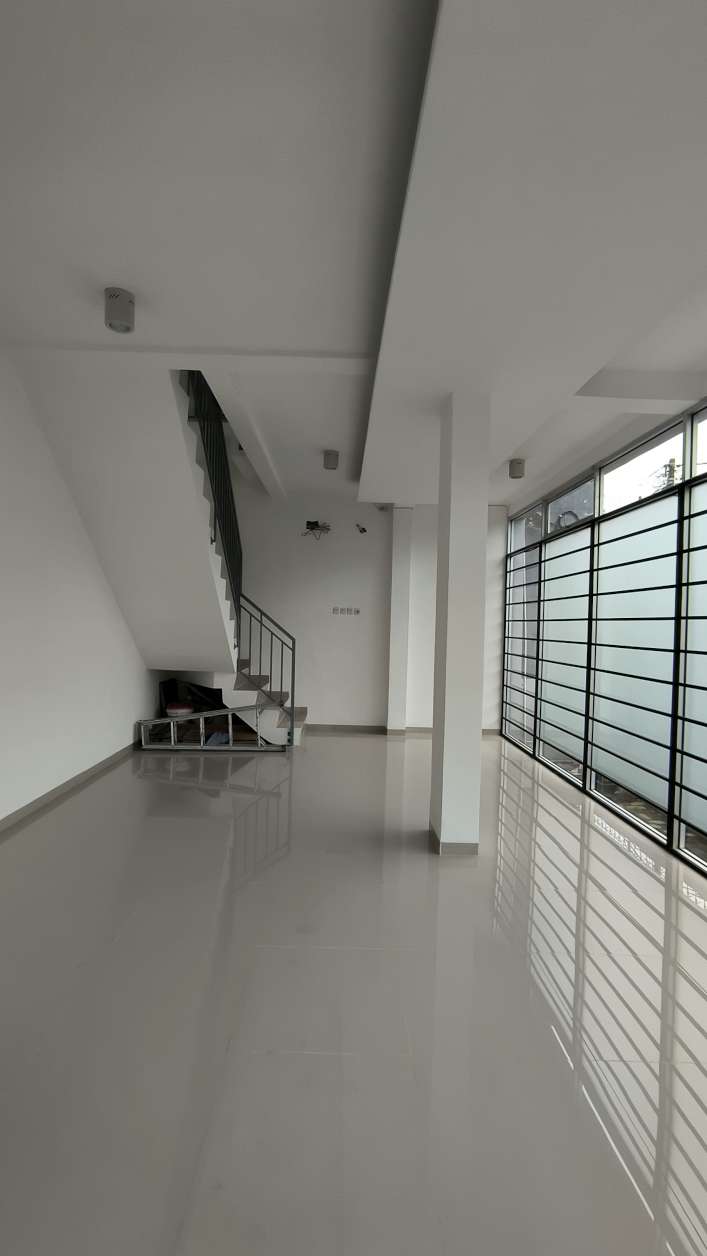 Ruko huk 2 lantai di jalur ramai 24 jam Grand Galaxy City
