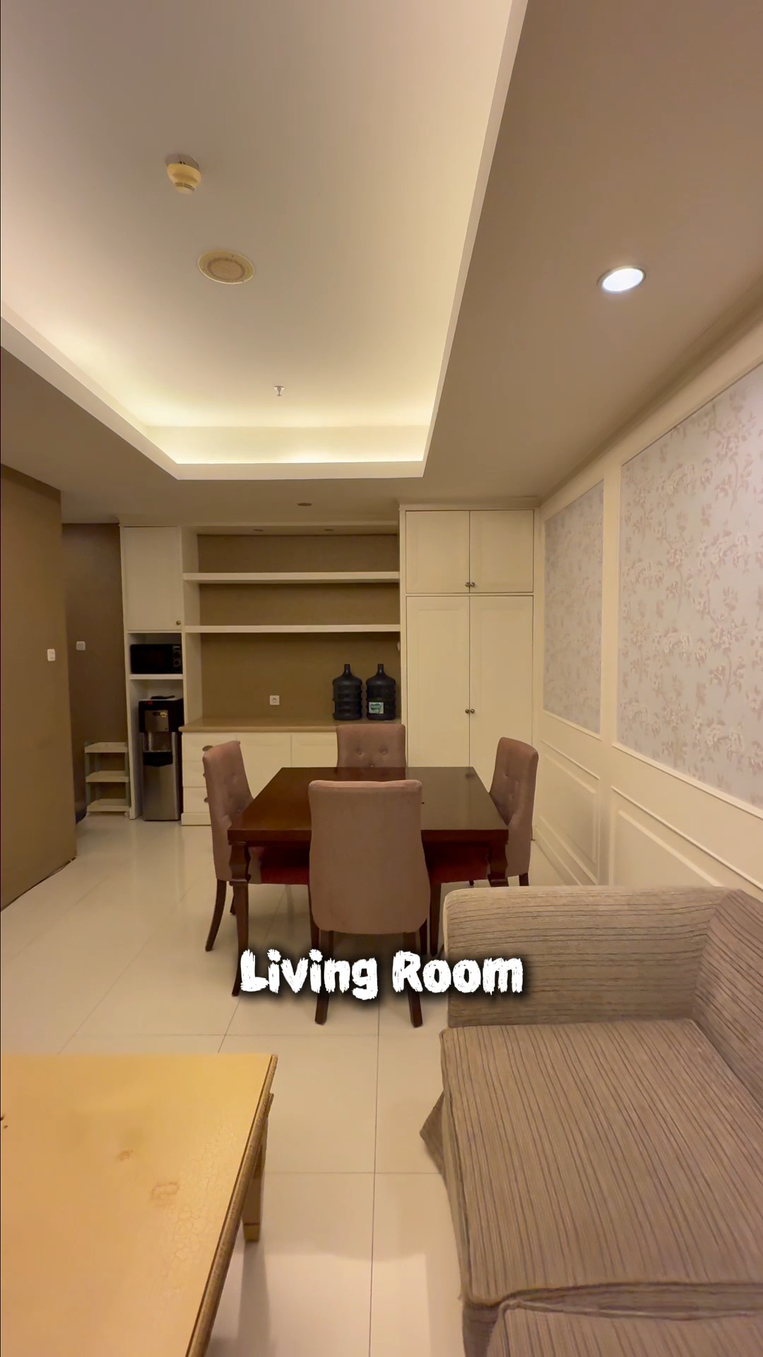 Disewakan apartemen 2+1 kamar furnished private lift 1 Park Residence