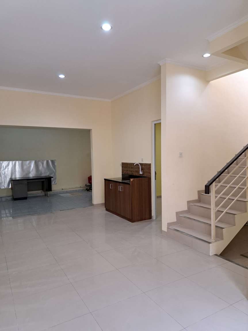 Rumah di Taman Miana
