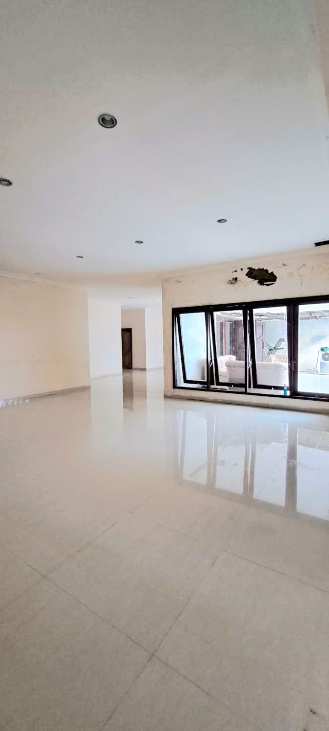 Jual cepat rumah bertanah luas di Cipinang Cempedak dekat Lanud Halim