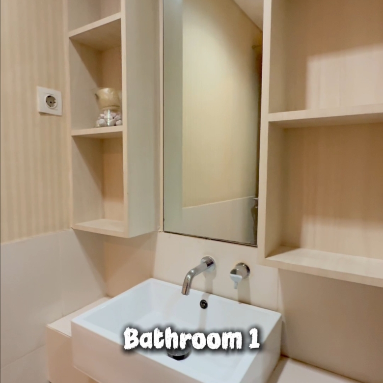 Disewakan apartemen 2+1 kamar furnished private lift 1 Park Residence
