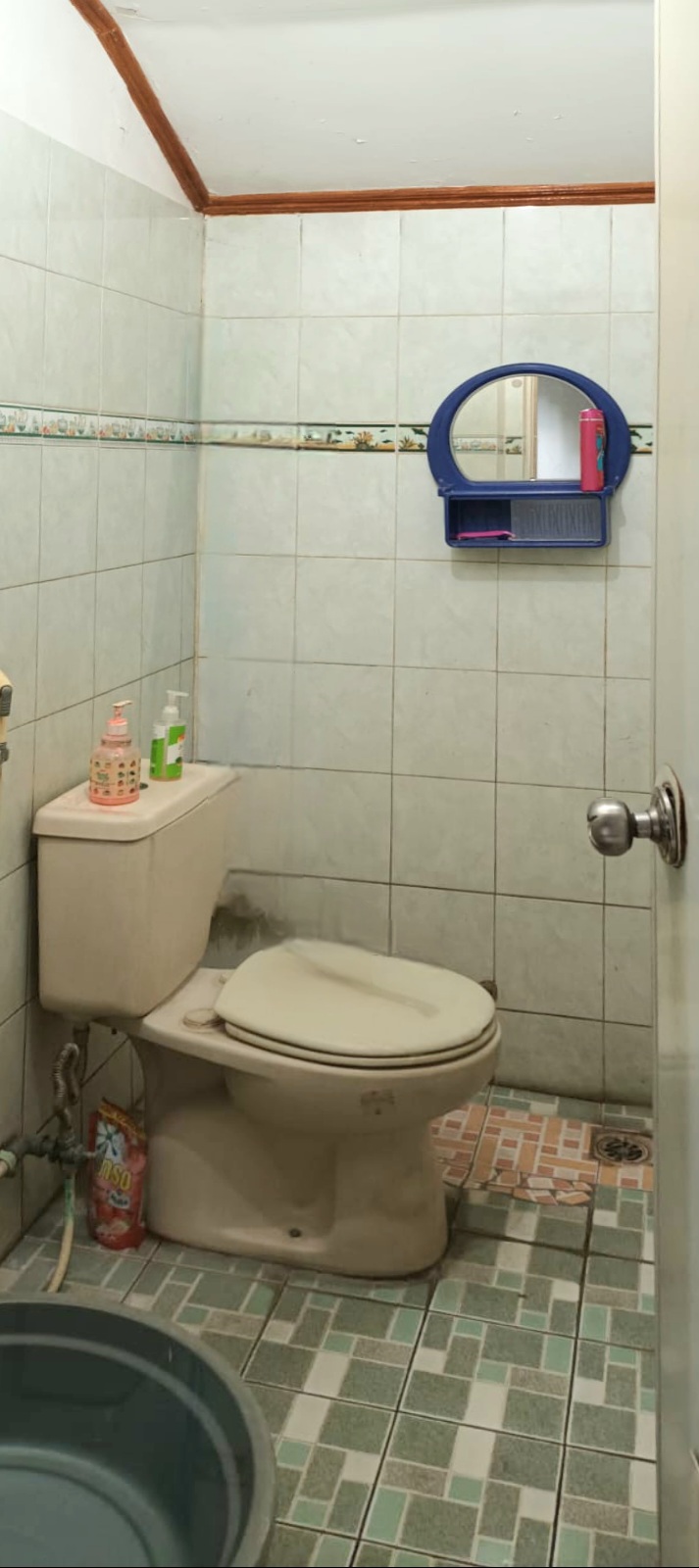 Dijual rumah 2 lantai dekat gerbang Jatiasih tol JORR bisa buat usaha