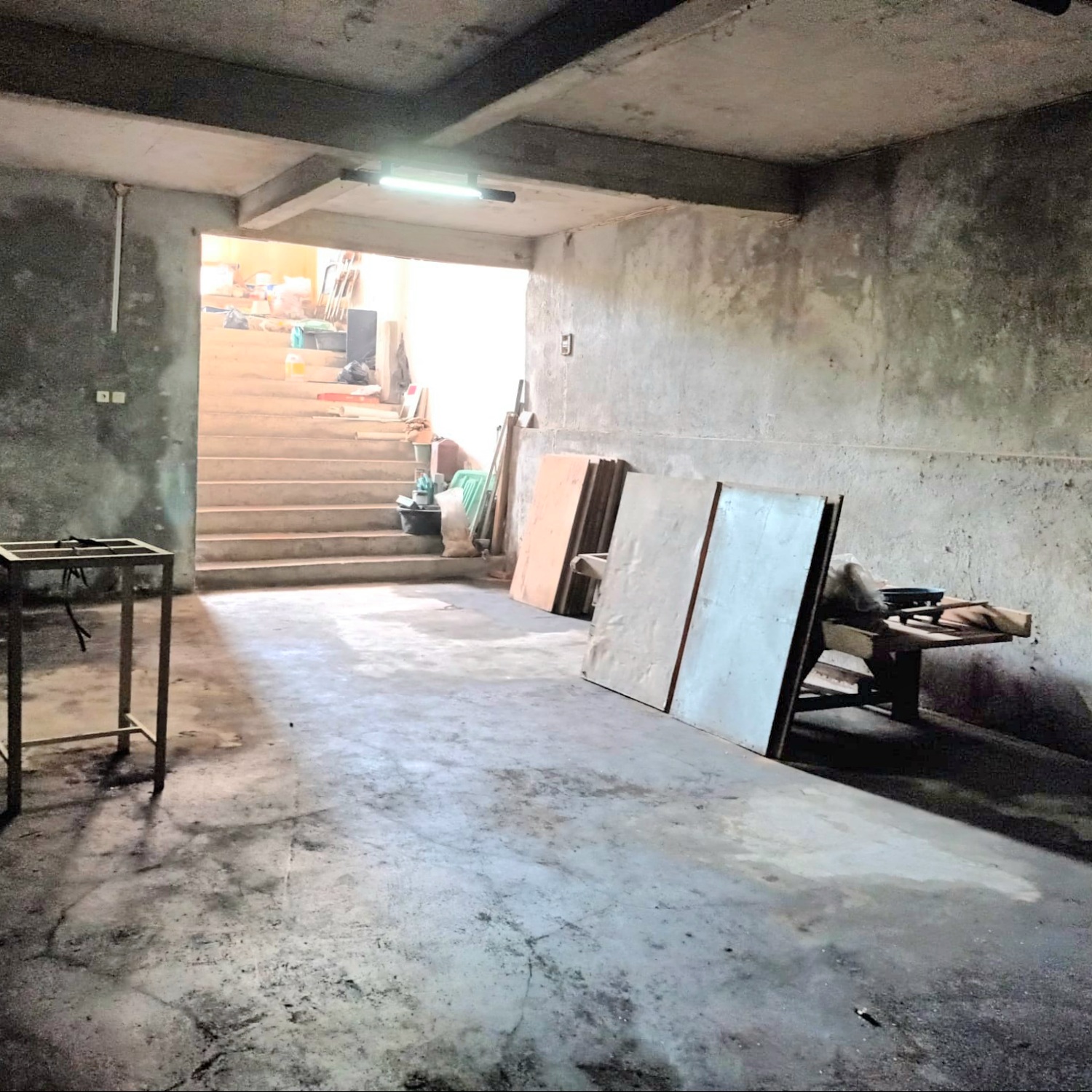 Dijual rumah 2 lantai dekat gerbang Jatiasih tol JORR bisa buat usaha