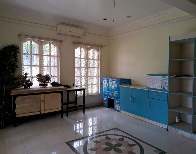 Jual cepat rumah huk 2 LT di Sukapura dekat Grand Orchard Summarecon