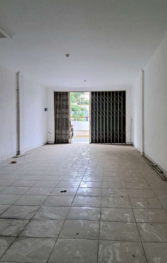 Jual cepat ruko 3LT bisa gandeng 2 atau 3 di Raya Patriot Kalimalang