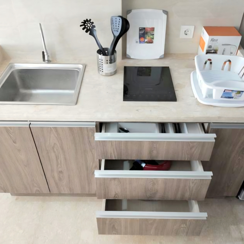 Dijual harga 50% Apartemen Grande Valore Jababeka 1 Furnished Siaphuni