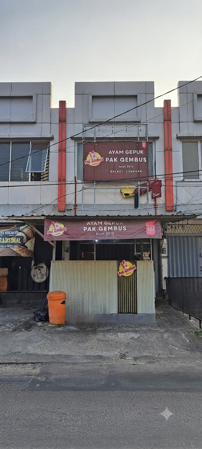 Dijual cepat ruko 2 lantai di jalur ramai Grand Galaxy City