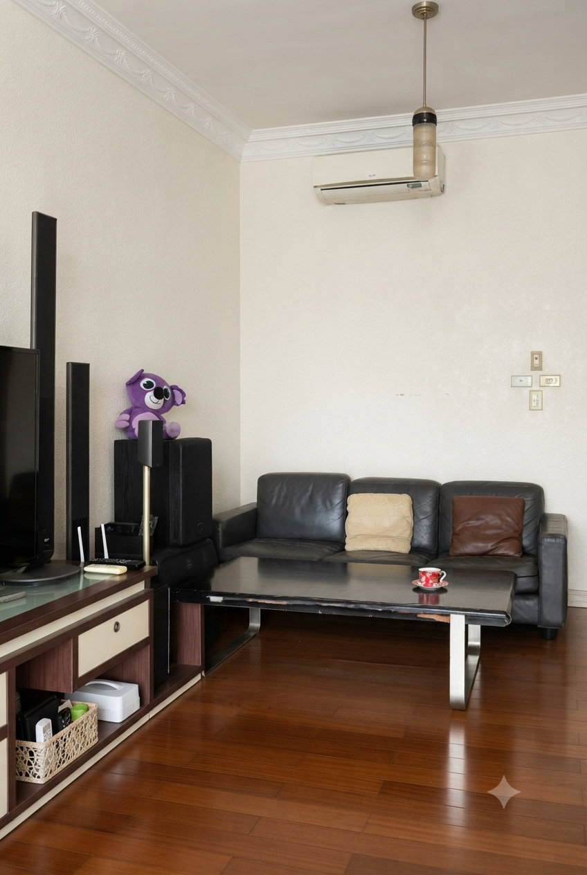 Dijual cepat rumah huk di jalan utama Grand Galaxy City buat komersil
