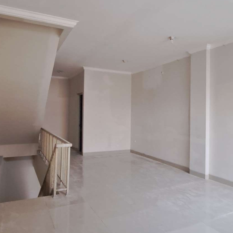 Dijual ruko 3 lantai dekat SPBU BP Grand Galaxy City bisa gandeng 2