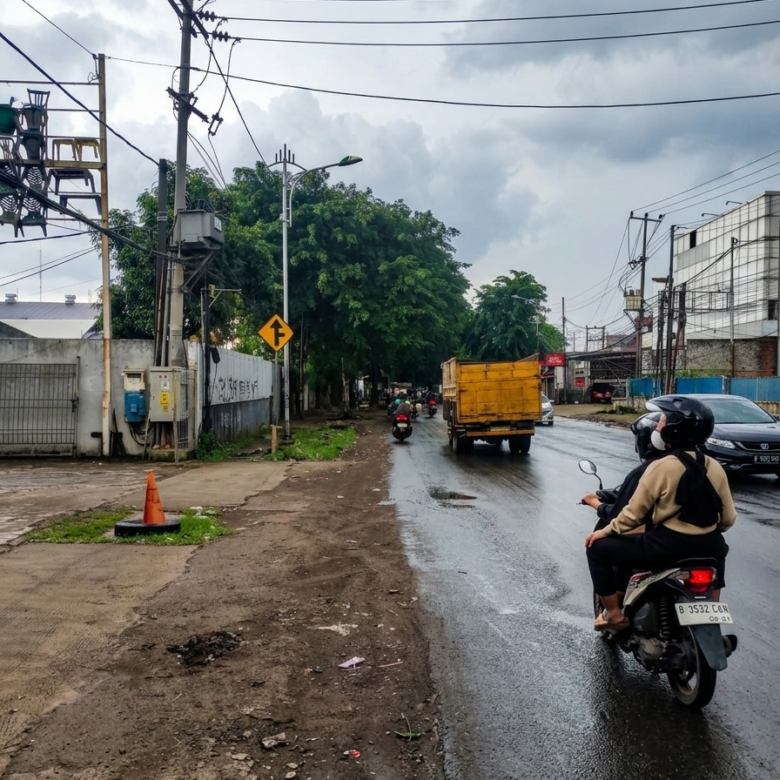 Dijual cepat gudang siap pakai di Raya Narogong Bantargebang Bekasi