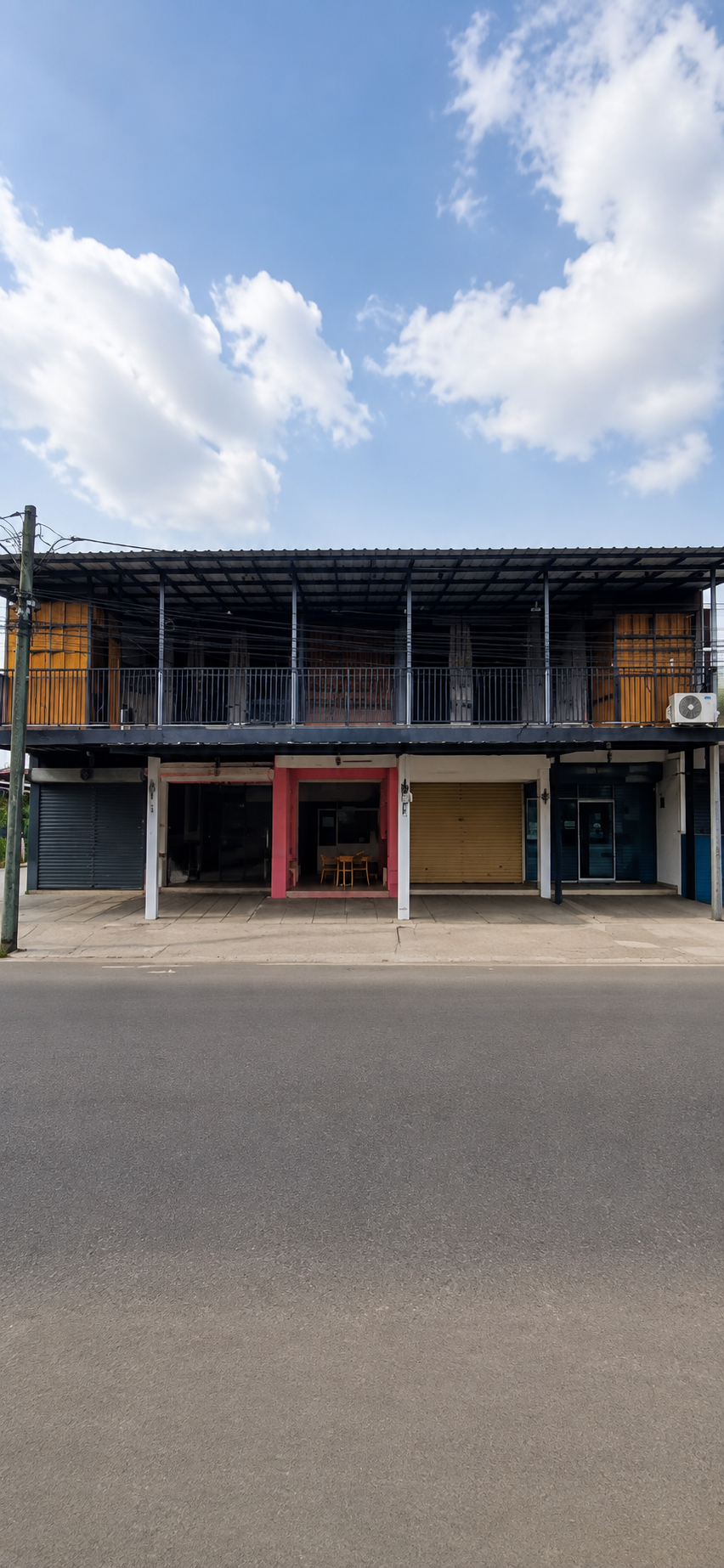 Disewakan ex cafe fully furnished di jalur ramai Grand Galaxy City