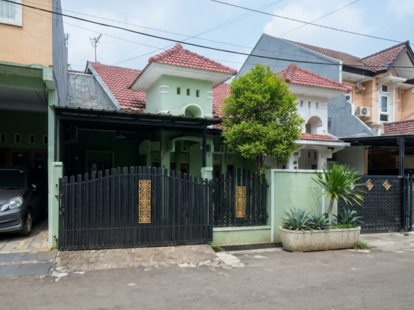 Rumah di Grand Galaxy City