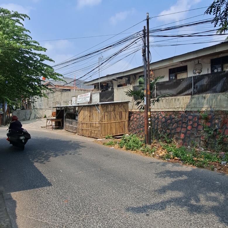 Jual murah tanah kotak lokasi komersil belakang Grand Kamala Lagoon