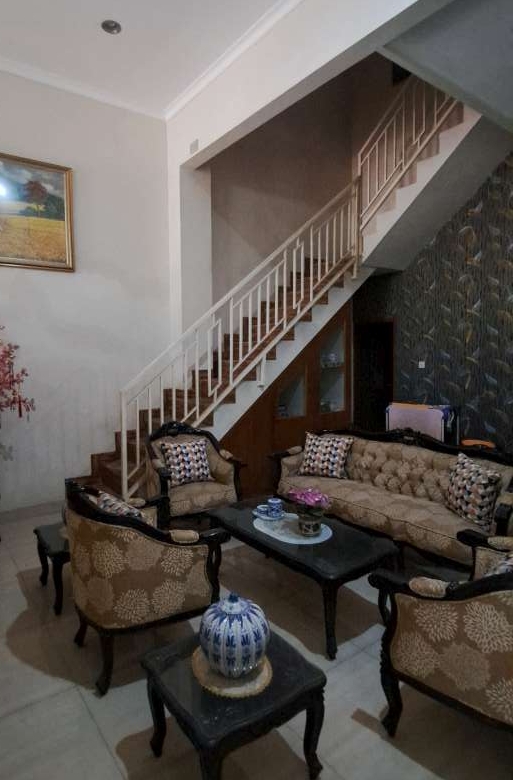 Disewakan rumah 3 kamar furnished di Grand Galaxy City