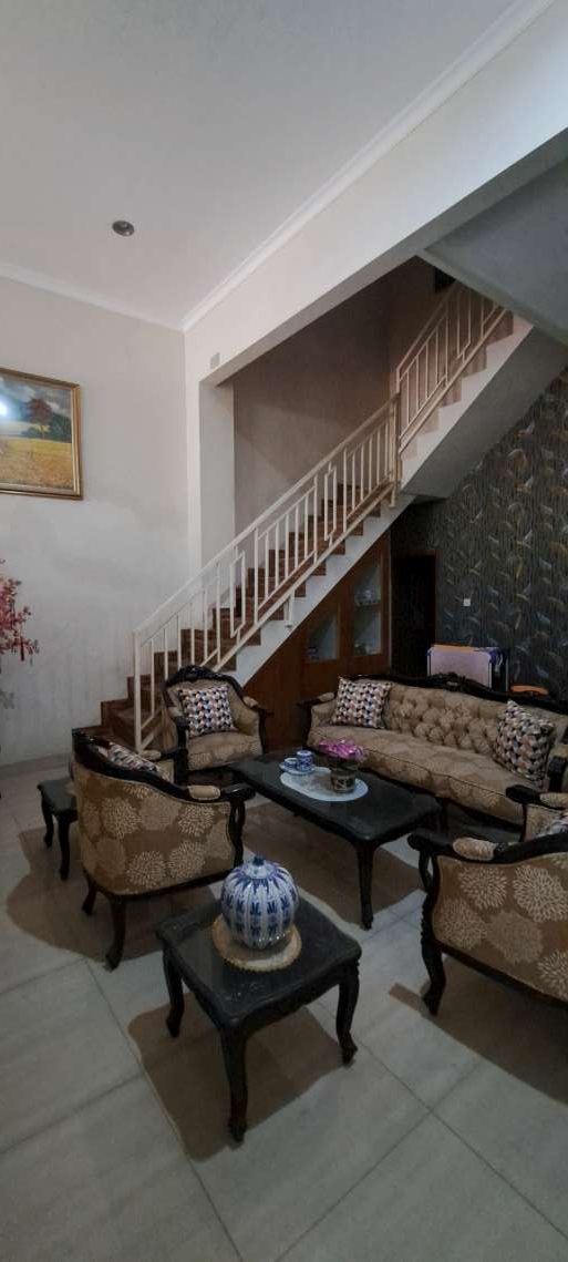Disewakan rumah 3 kamar furnished di Grand Galaxy City