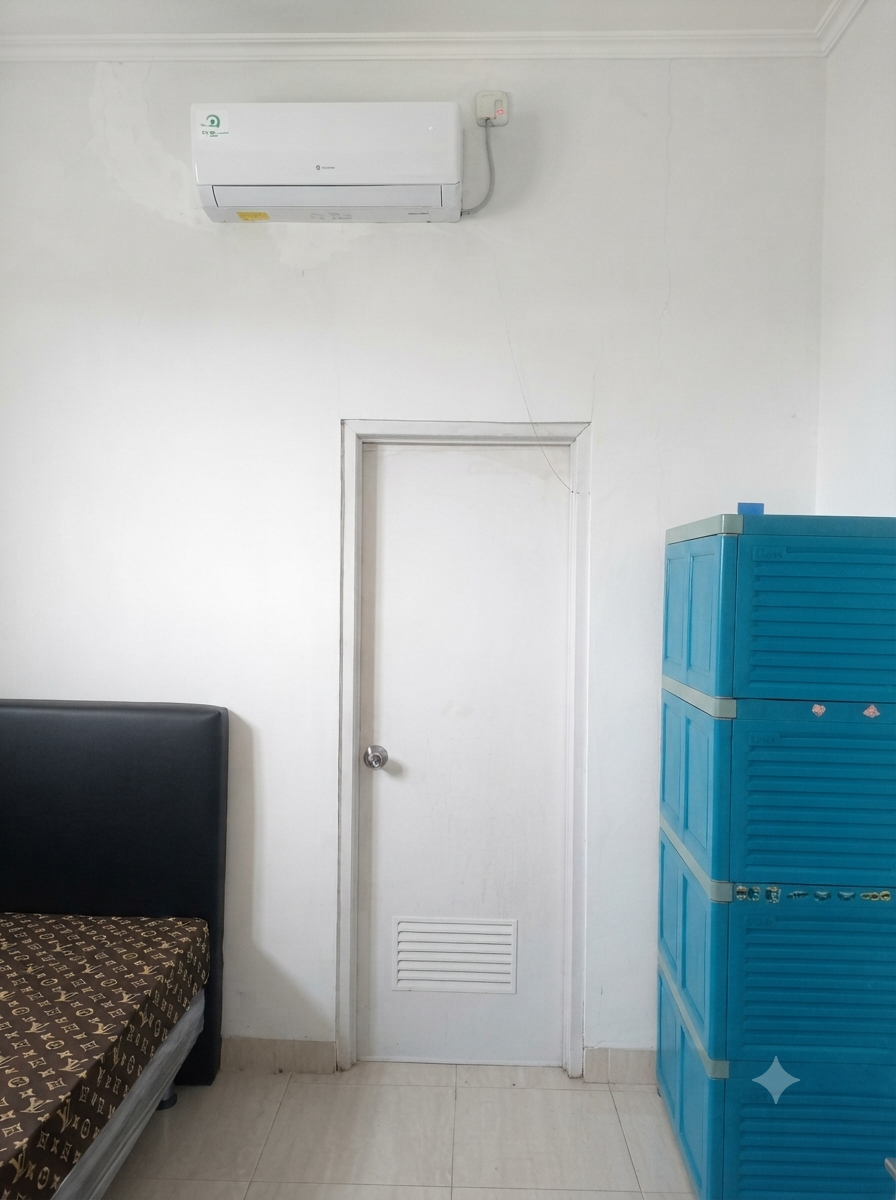 Jual rumah 2 kamar di cluster Liverpool Mutiara Gading City Babelan