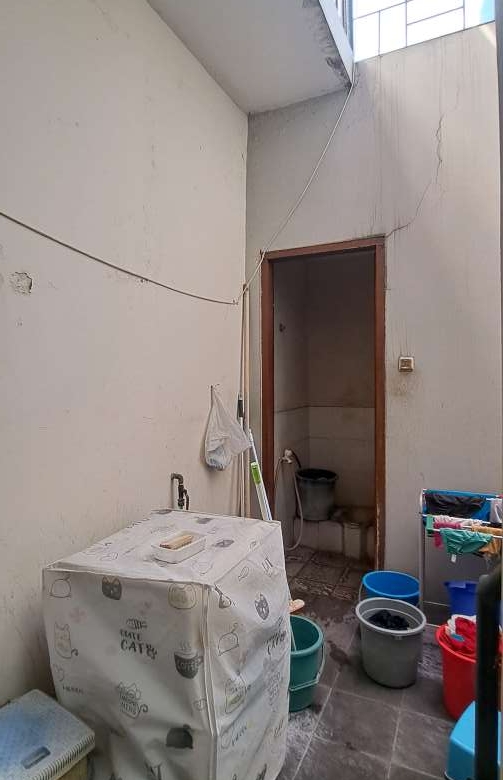 Rumah keluarga besar siap huni di cluster Taman Gigi Grand Galaxy