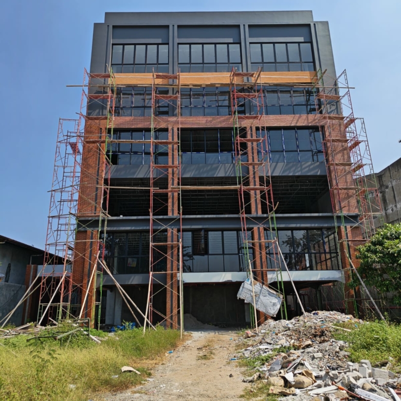 DIJUAL/DISEWA GUDANG KANTOR 6 LT JL.RAYA PAHLAWAN REVOLUSI JAKARTA TMR