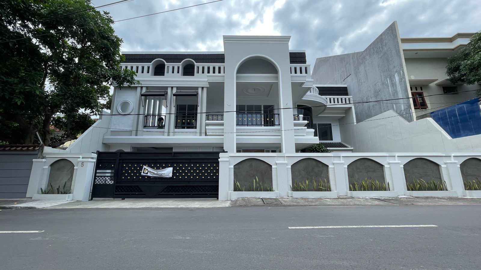 Rumah di Bali
