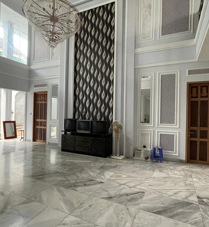DIJUAL RUMAH GATOT SUBROTO TENGAH DENPASAR BALI