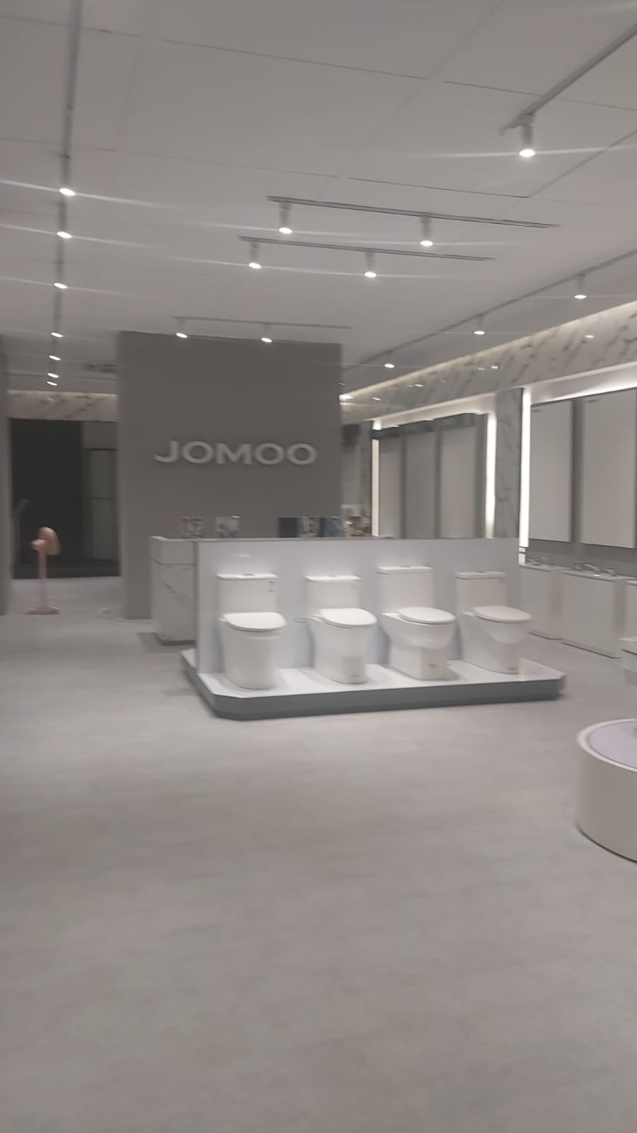 DIJUAL 2 RUKO GANDENG 41/2 LANTAI DI JL. RAYA SERPONG TANGERANG