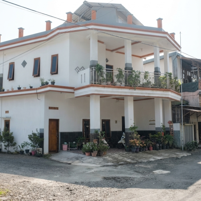 Rumah cantik 3 lantai di Perum Permata Purwomartani Sleman