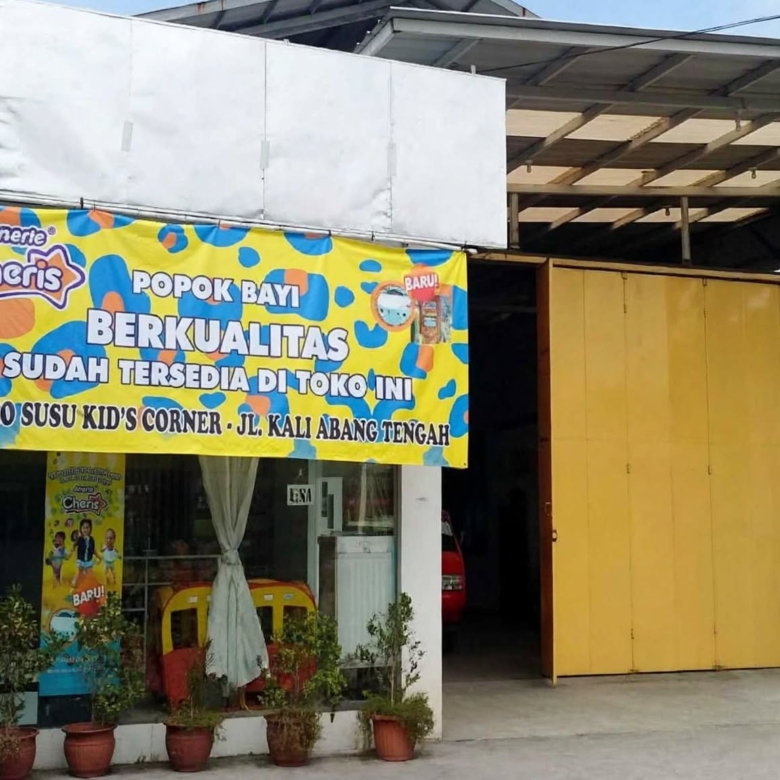Gudang di Kaliabang Tengah