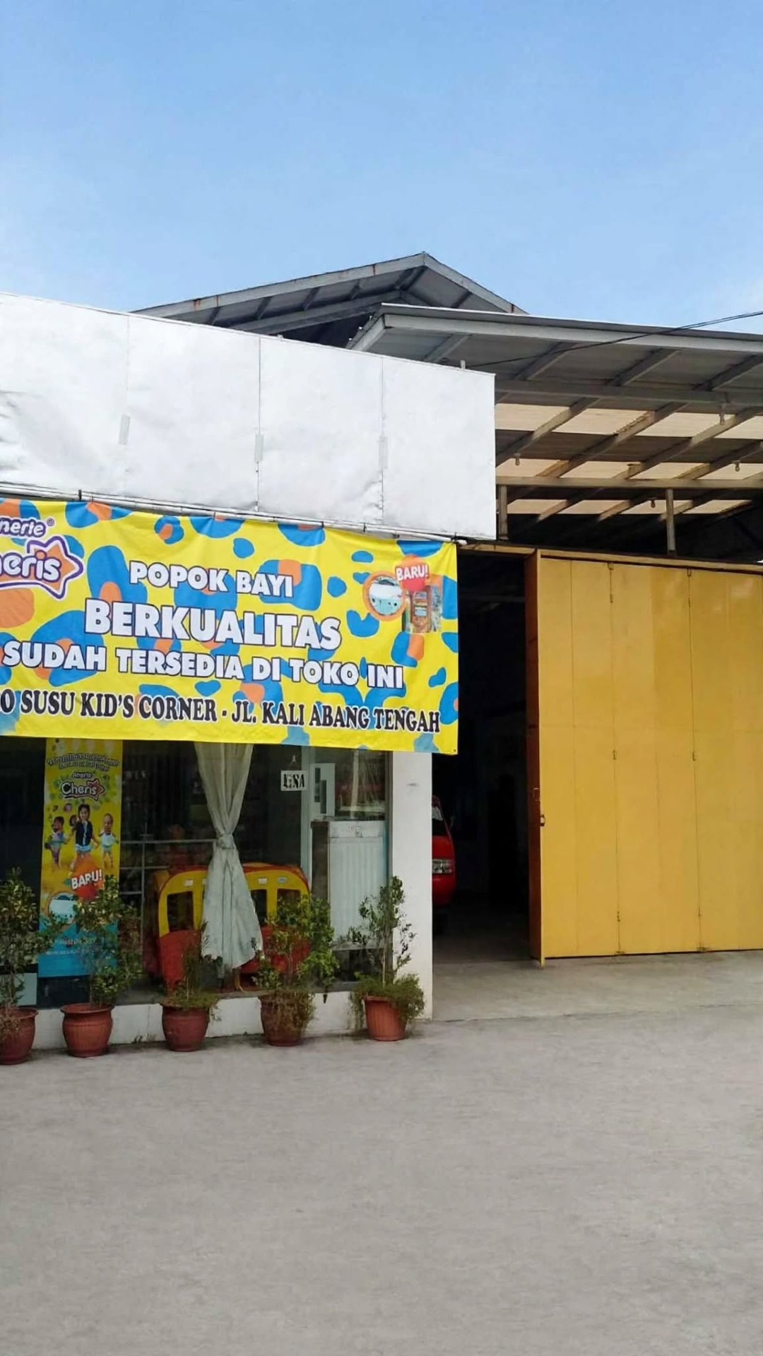 Gudang di Kaliabang Tengah