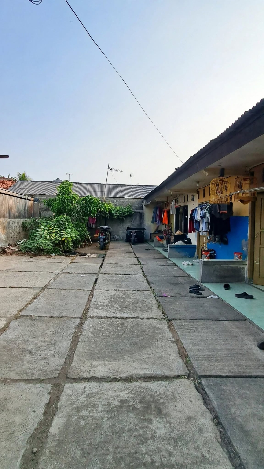 Jual kontrakkan 8 pintu full Jakasampurna Bekasi seharga tanahnya saja