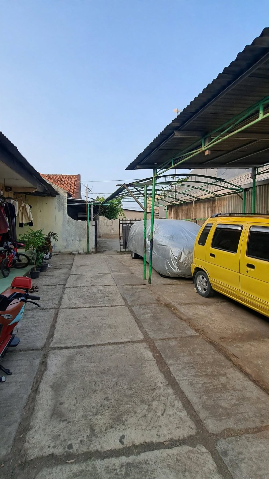 Jual kontrakkan 8 pintu full Jakasampurna Bekasi seharga tanahnya saja