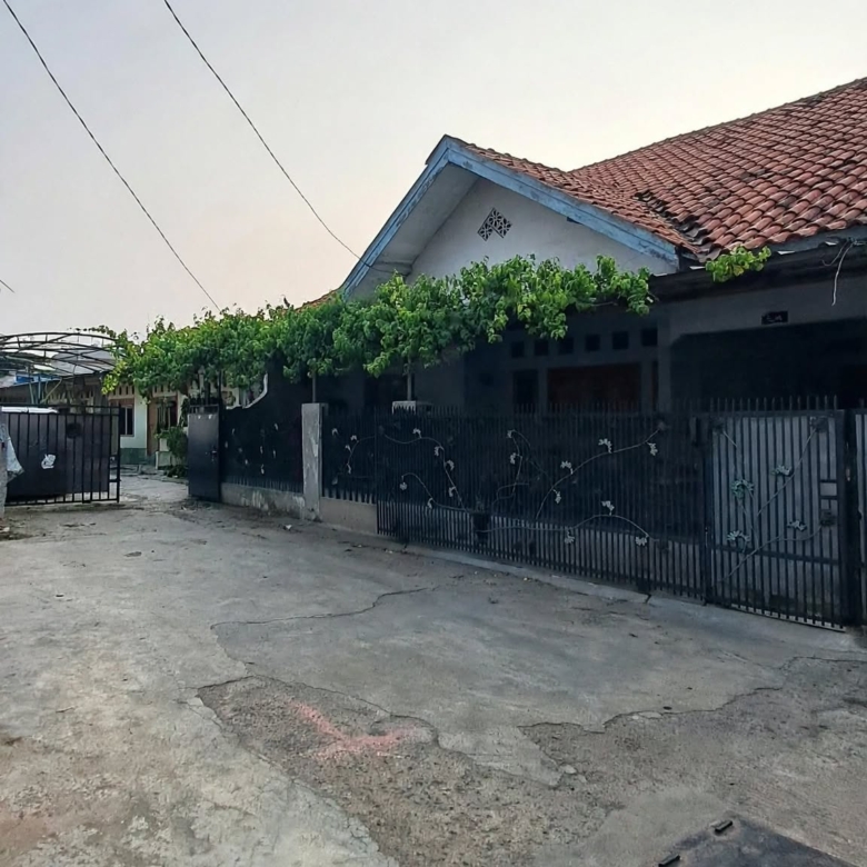 Jual kontrakkan 8 pintu full Jakasampurna Bekasi seharga tanahnya saja