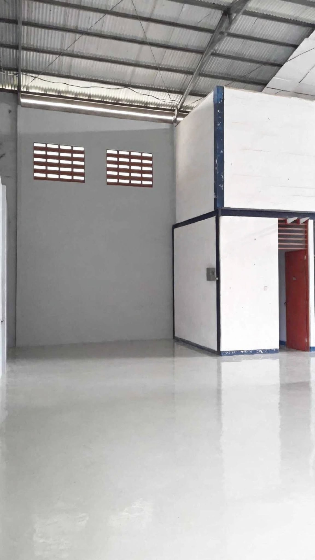 Jual cepat gudang siap pakai di Kaliabang Tengah seharga tanahnya saja