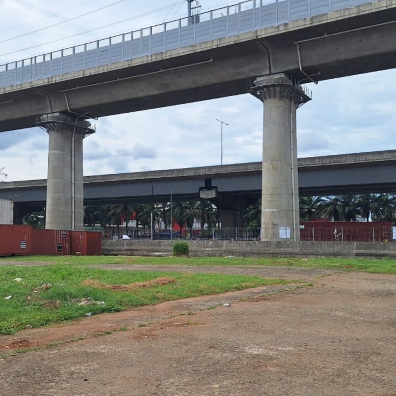 Disewakan lahan industri di rest area KM.19B tol Cikampek Jakarta