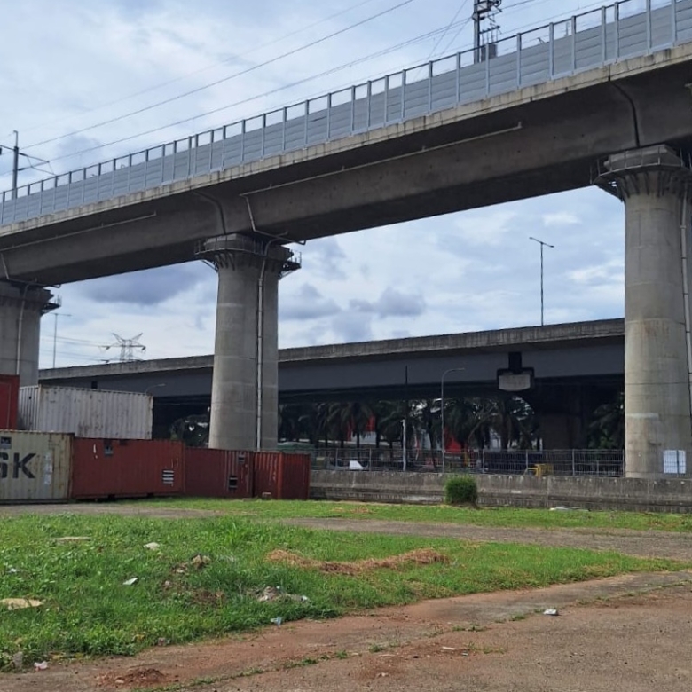 Disewakan lahan industri di rest area KM.19B tol Cikampek Jakarta