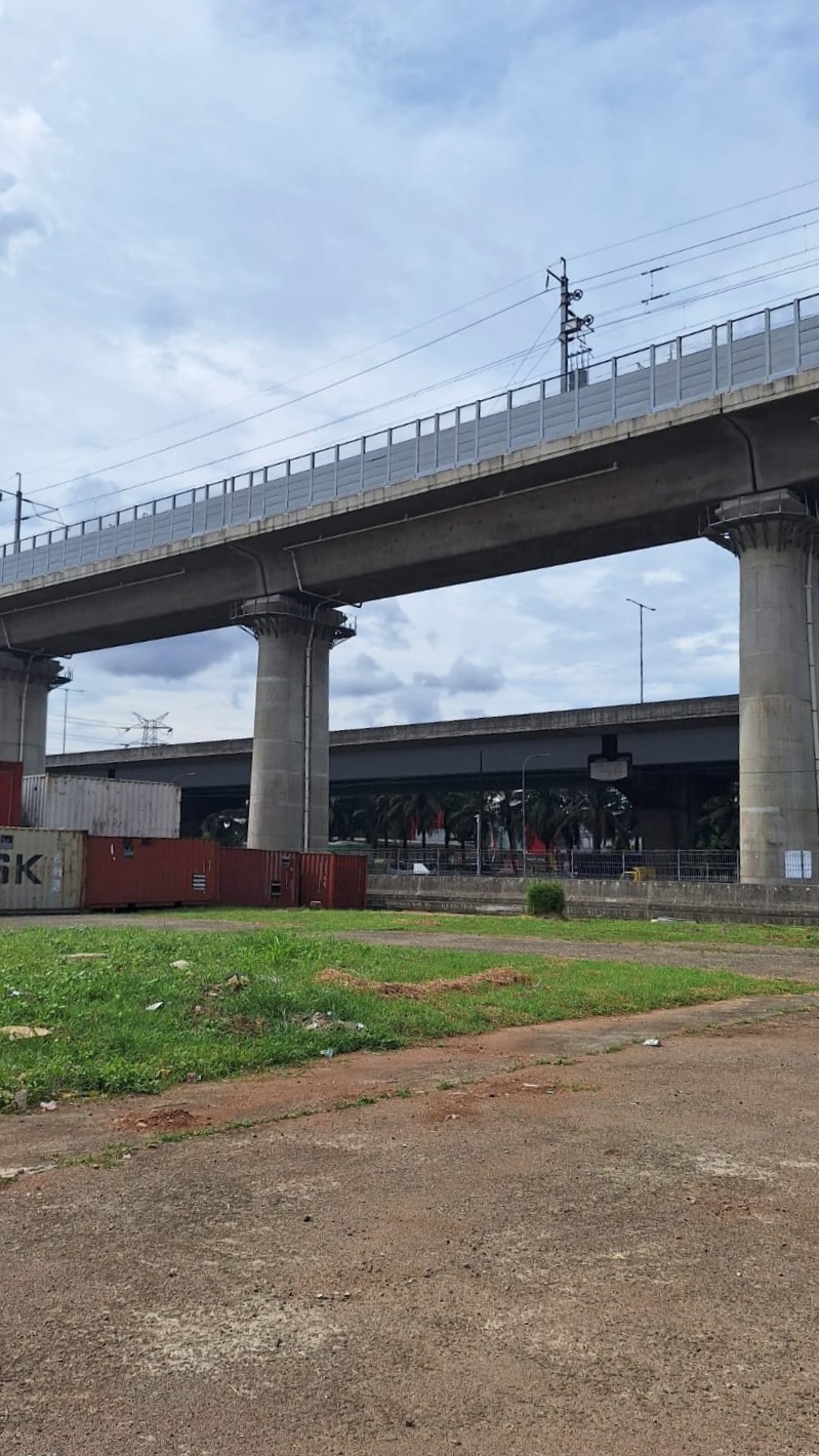 Disewakan lahan industri di rest area KM.19B tol Cikampek Jakarta