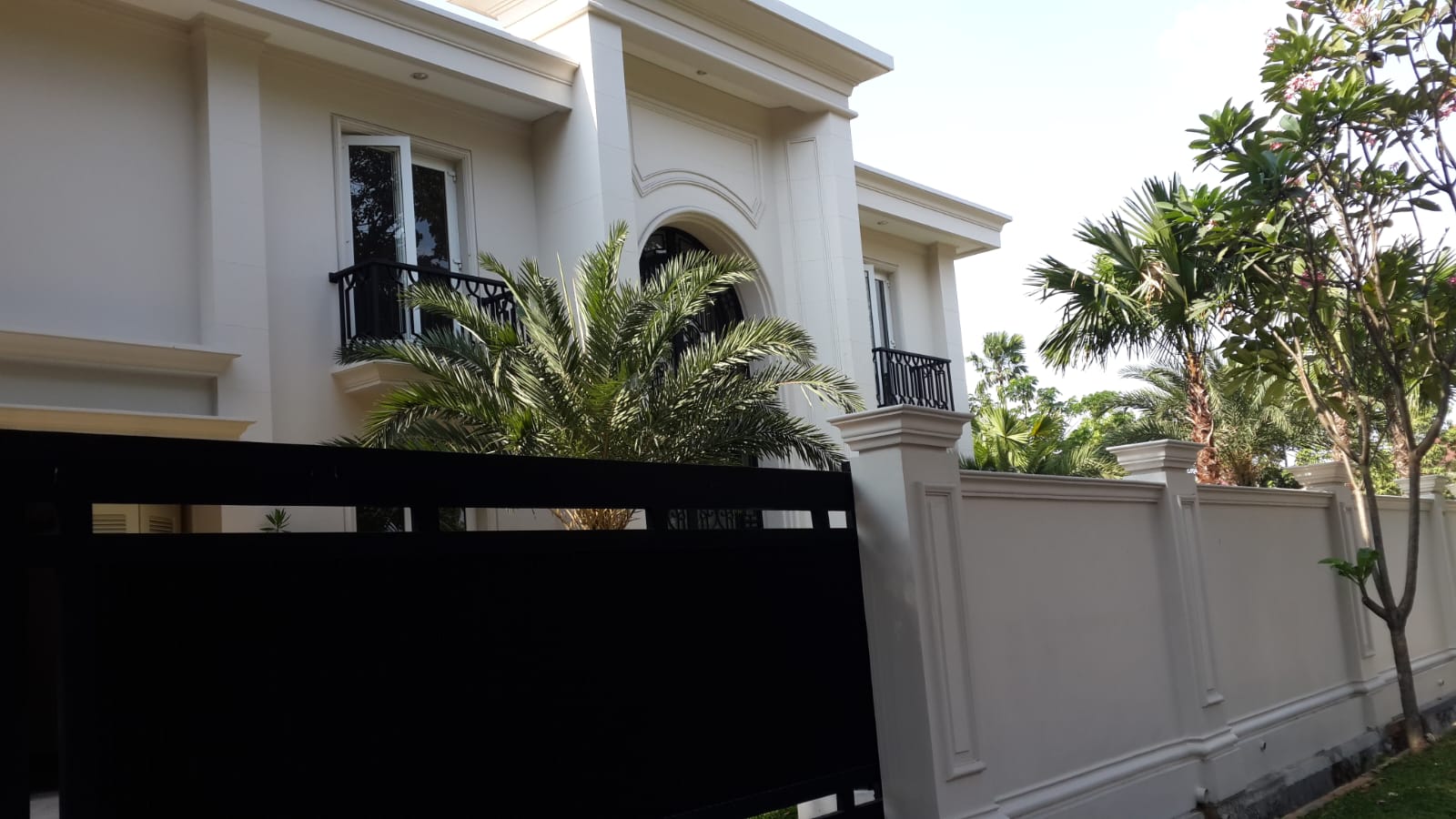 DIJUAL / DISEWA RUMAH GIRILOKA 2 BSD TANGERANG