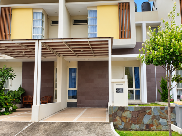 Rumah di harapan indah