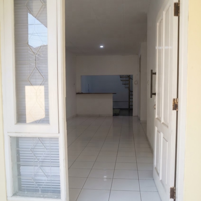 Disewakan rumah 2KT dekat sekolah SMU PB Soedirman Grand Galaxy City
