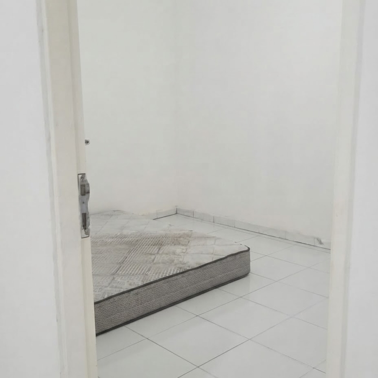 Disewakan rumah 2KT dekat sekolah SMU PB Soedirman Grand Galaxy City
