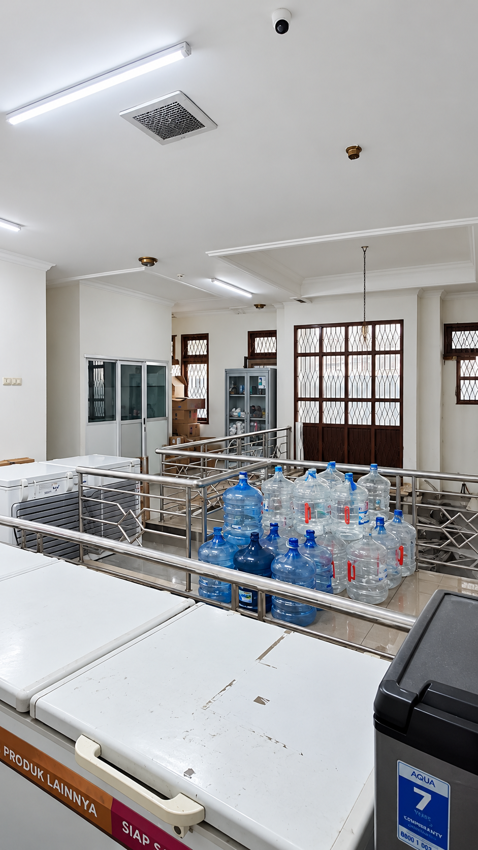 Jual cepat rumah tersewa Indomaret di jalan utama Grand Galaxy City