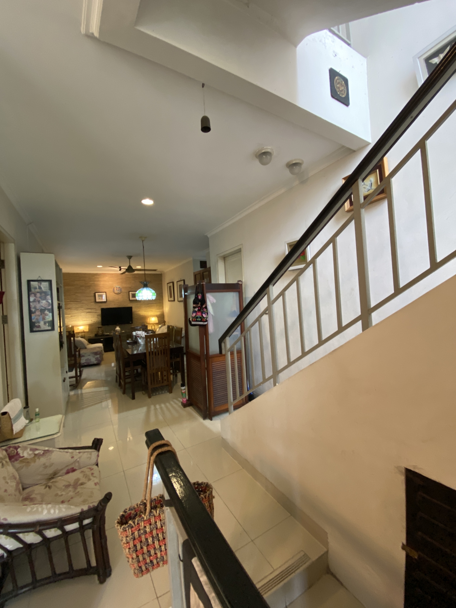 Foto ruang keluaga cluster Fiordini Illago Gading Serpong