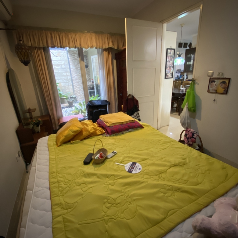 Kamar tidur di lantai bawah cluster Fiordini